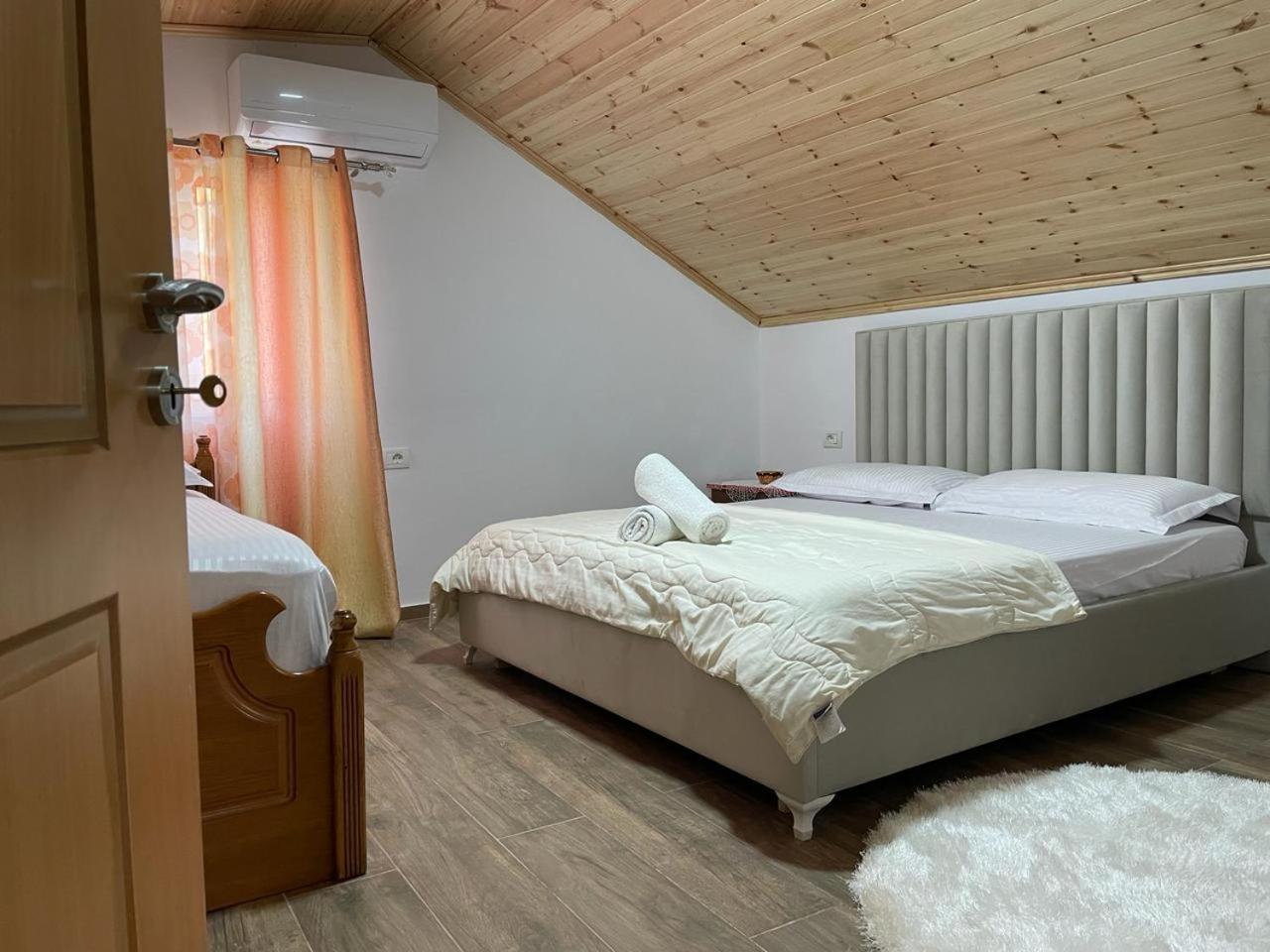 Guesthouse & Hospitality Berat Exterior foto