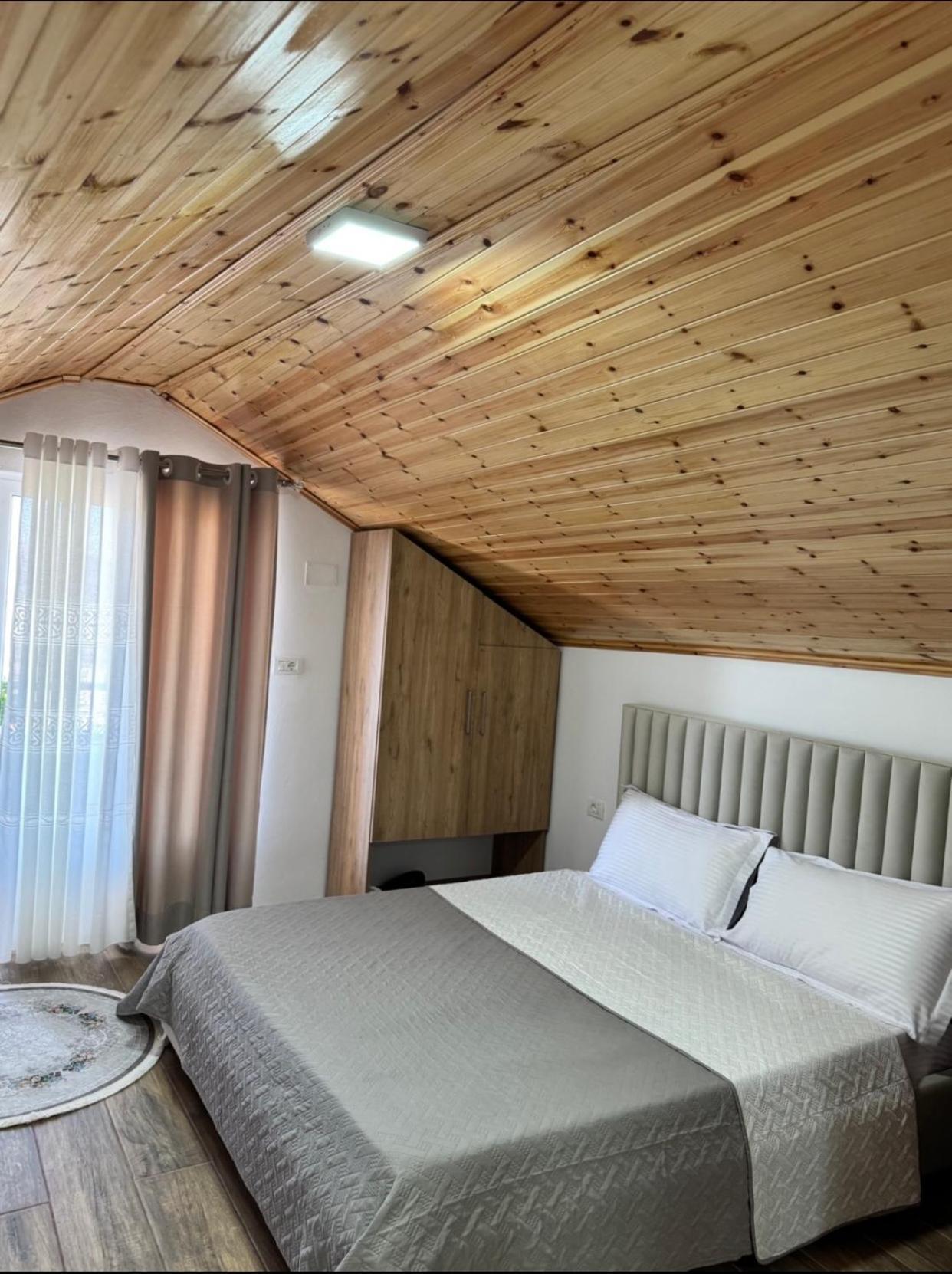 Guesthouse & Hospitality Berat Exterior foto